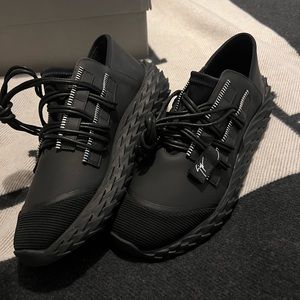 Mens Giuseppe Zanotti "Urchin" Leather Sneakers Black